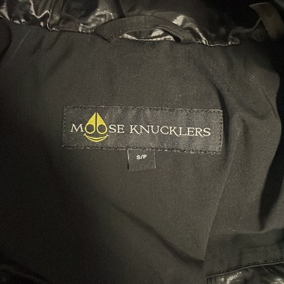 Pre-owned. An item that has been used or worn previously. Moose knuckles - Picture 5 of 5